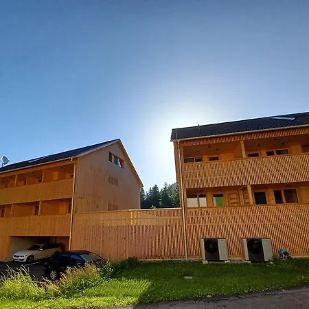 Klus Brugg Apartament *