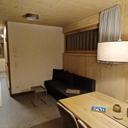 Klus Brugg Apartament