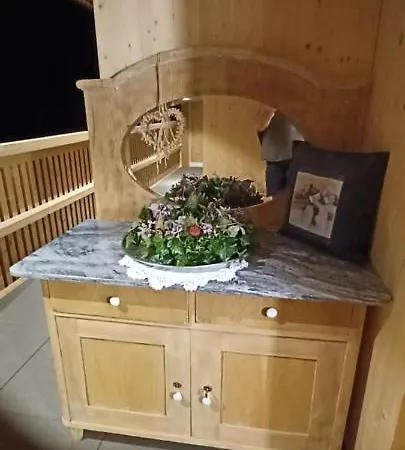 Klus Brugg Apartament *